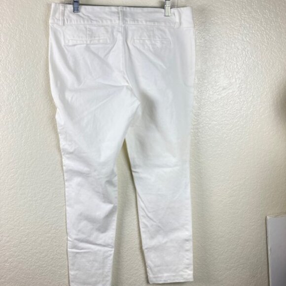 INC International Concepts Women's White Capri Peddle Pushers Sz 14 - Picture 4 of 8